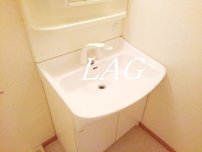 【洗面所】 | ドゥーメゾンⅠ番館 | 洗面台です。