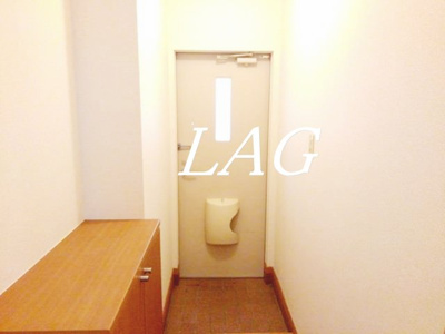 【玄関】 | ドゥーメゾンⅠ番館 | 玄関です。