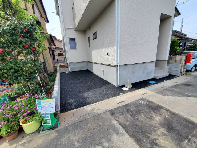 三郷市　天神1丁目　新築戸建　　全1棟の居間・リビング|施工例です