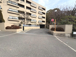 鉄筋コンクリート造6階建て