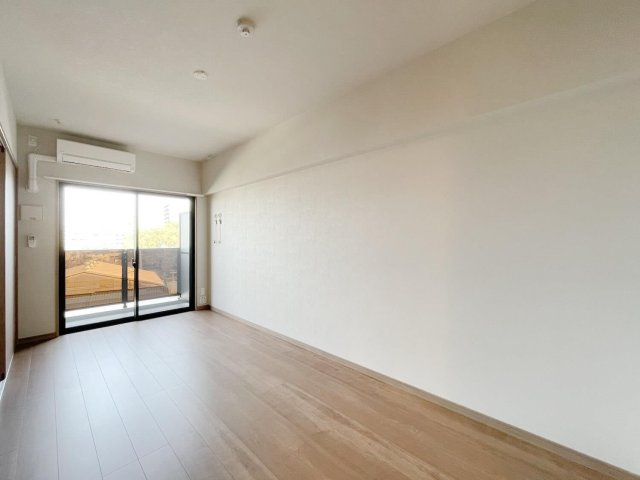 福岡市博多区井相田３丁目の賃貸マンションの寝室