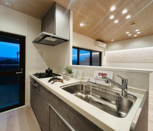 ダイヤパレスワンダースケープのキッチン|システムキッチン新規導入しました。