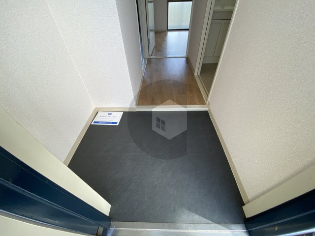 ルミエール織田の玄関