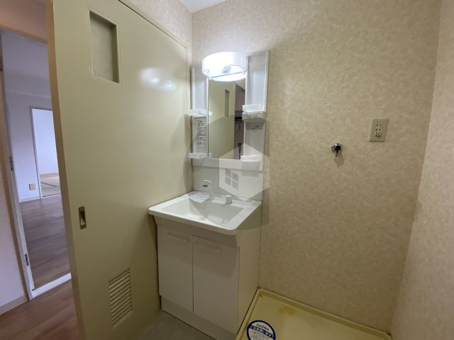 ルミエール織田の独立洗面台