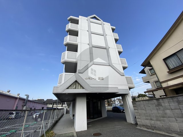 ルミエール織田の外観