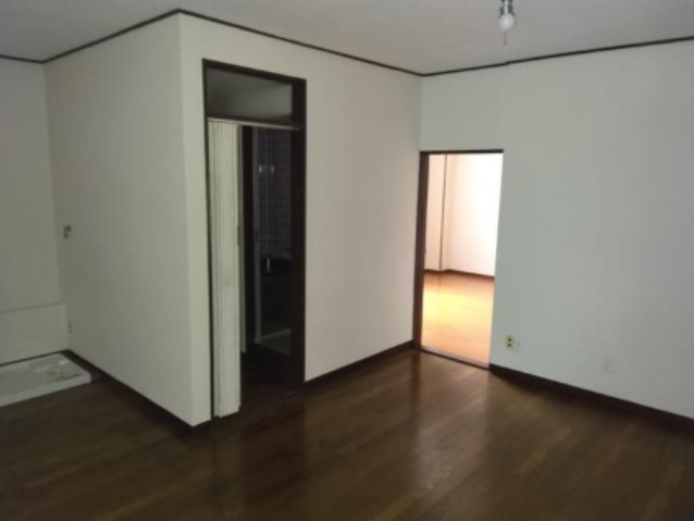 内田ビルの内装