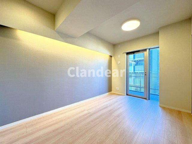 イニシア墨田押上の洋室|ドキドキの新生活も、安心してスタート。ぴったりの住まいを見つけませんか？クランディアが一緒に住まい選びをサポートします‼　まずは、お気軽にお問合せください　＃クランディア