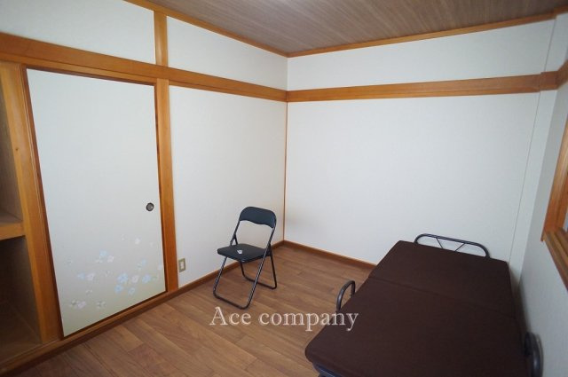 【寝室】 | 平野区西脇4丁目 | 【3階：東側洋室】押入れ完備です♪