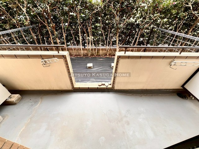 【バルコニー】