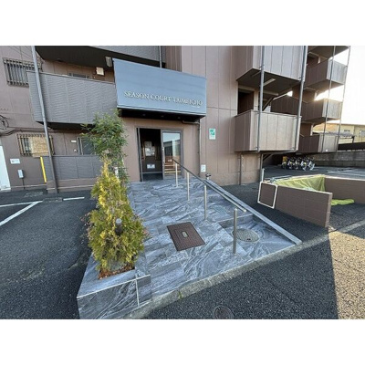 【エントランス】 | シーズンコート泰明町