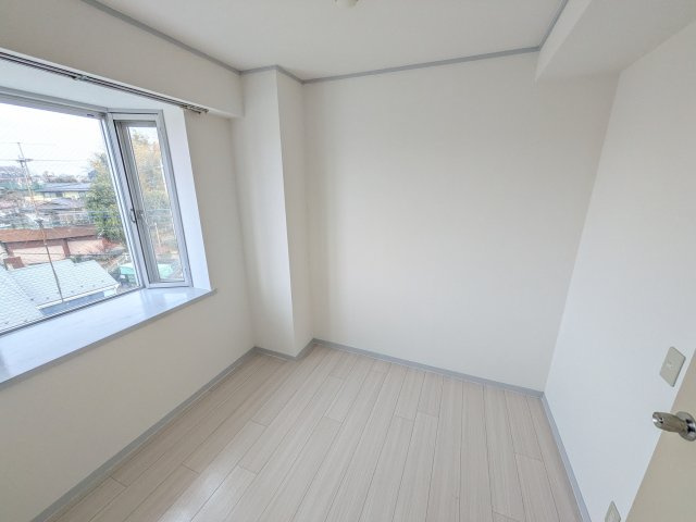 第２アベコーマンションの洋室