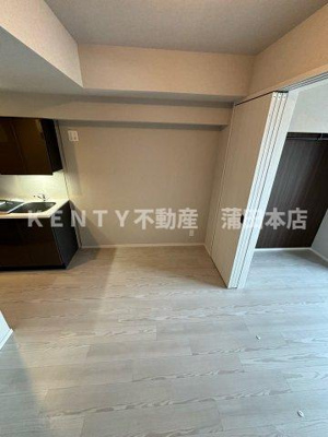 【寝室】 | レジディア蒲田プレイス | 広くて明るい寝室