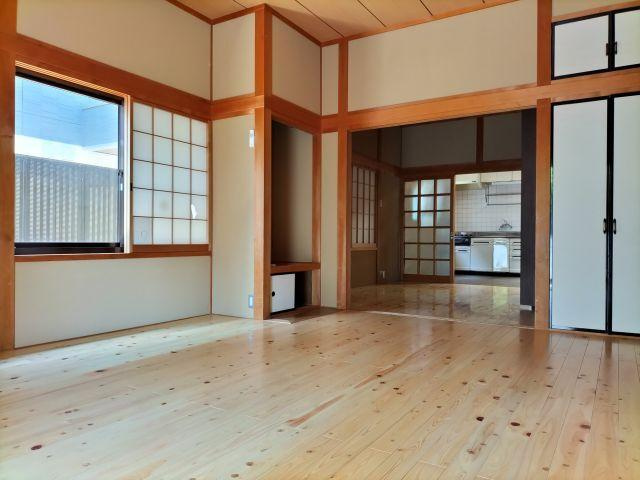 高知市新本町2丁目　中古戸建ての洋室