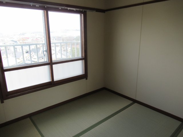 兵庫県公社　伊川谷（１）１号棟の和室|フローリングだけでなく、和室もあります