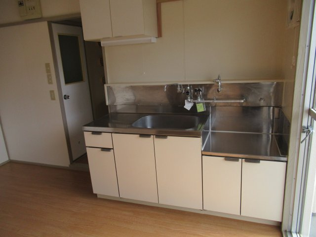 兵庫県公社　伊川谷（１）１号棟のキッチン|きれいなキッチンです