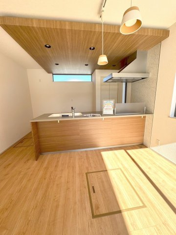 新築戸建　沼津市本郷町１期　全１棟の居間・リビング