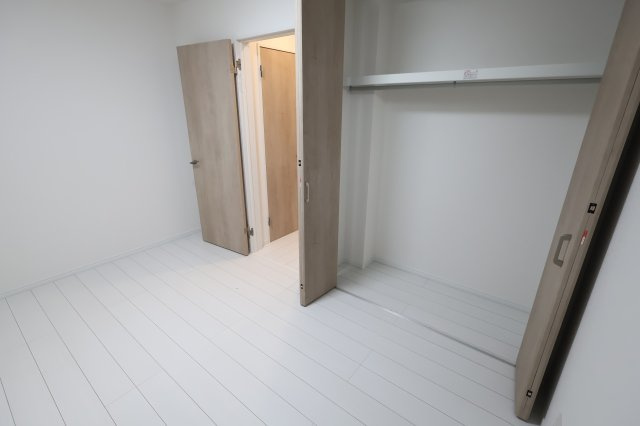 《仲介手数料無料》南区文蔵５丁目8-1新築一戸建てサニータウンの洋室|納戸扱い 5帖