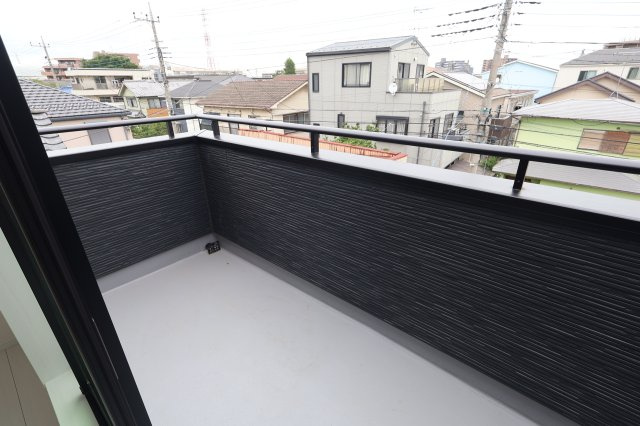 《仲介手数料無料》南区文蔵５丁目8-1新築一戸建てサニータウンのバルコニー