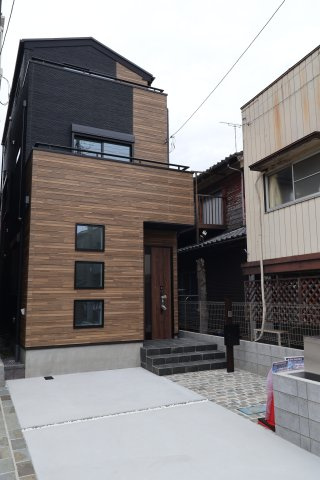 《仲介手数料無料》南区文蔵５丁目8-1新築一戸建てサニータウンの外観