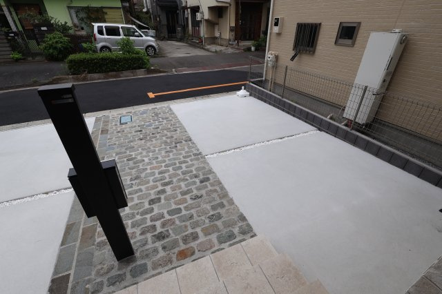《仲介手数料無料》南区文蔵５丁目8-1新築一戸建てサニータウンの駐車場