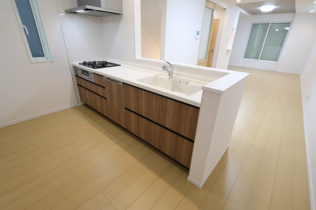 《仲介手数料無料》南区文蔵５丁目8-1新築一戸建てサニータウンのキッチン