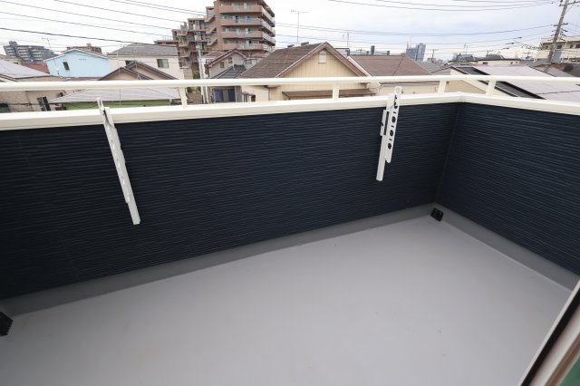 《仲介手数料無料》南区文蔵５丁目8-1新築一戸建てサニータウンのバルコニー