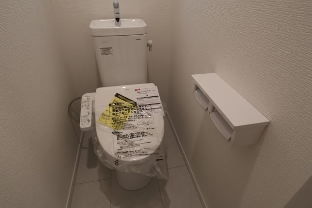 《仲介手数料無料》南区文蔵５丁目8-1新築一戸建てサニータウンのトイレ|2階