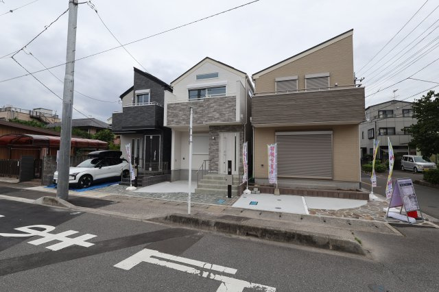 《仲介手数料無料》南区文蔵５丁目8-1新築一戸建てサニータウンの外観