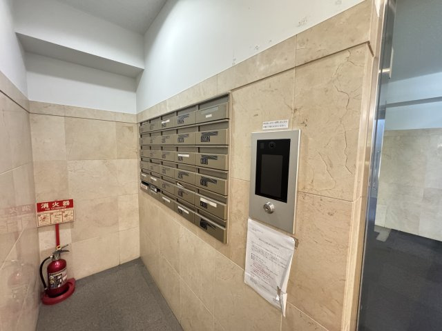 INSURANCE BLDG.Vのその他