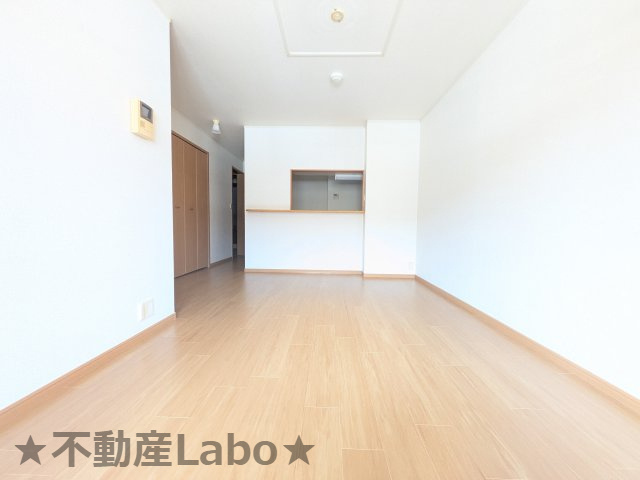 メゾンロアール A