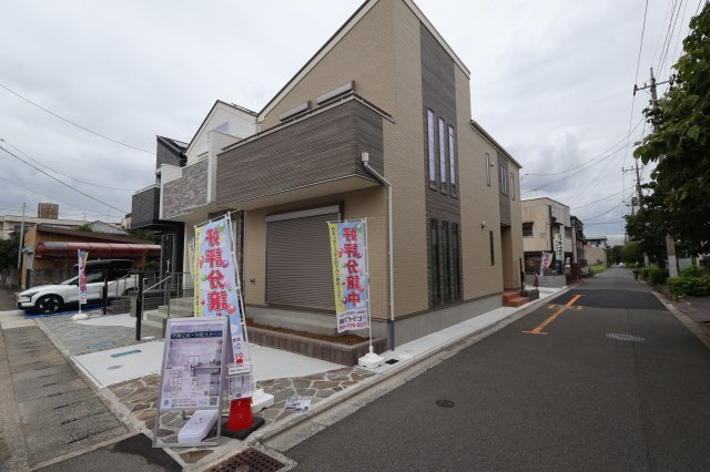 《仲介手数料無料》南区文蔵５丁目8-1新築一戸建てサニータウンの外観