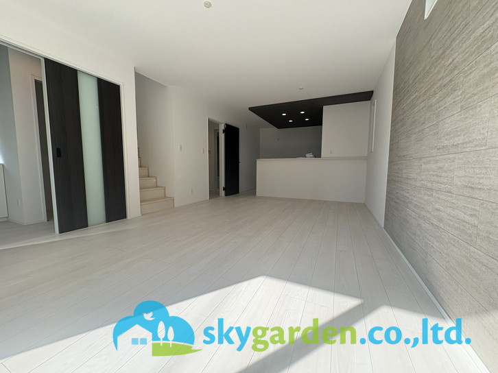 茅ヶ崎市浜之郷7期　新築戸建1棟の居間・リビング