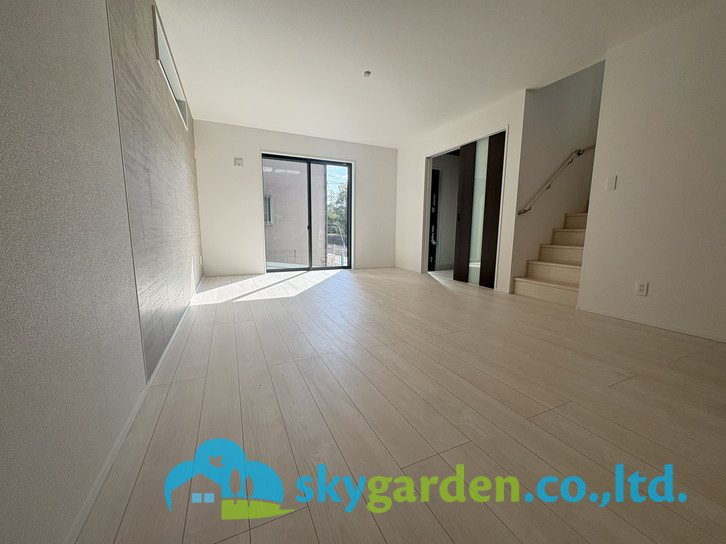 茅ヶ崎市浜之郷7期　新築戸建1棟の居間・リビング