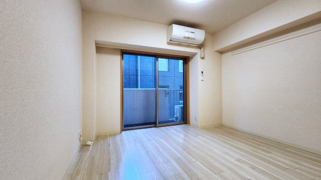 エスティメゾン神田の洋室|洋室6.6帖