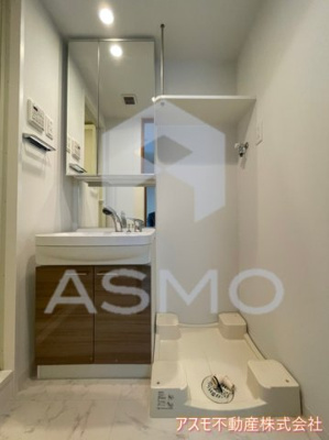 【洗面所】 | エスリード心斎橋LUXUE | ※同物件　別間取り　参考写真