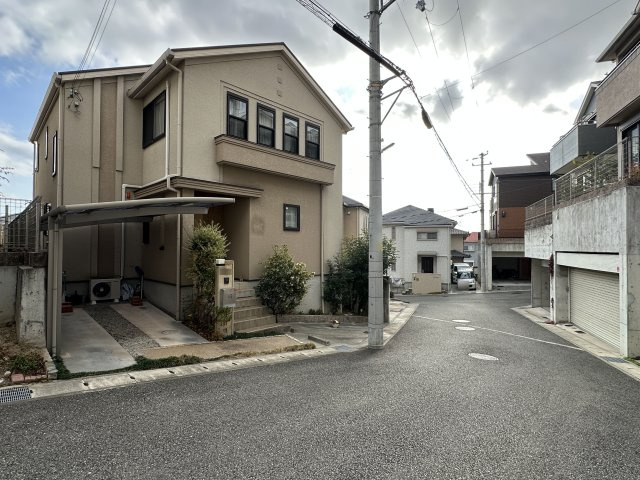 神戸市西区伊川谷町有瀬戸建の前面道路含む現地写真