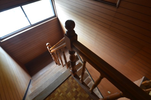中古住宅（門司区黒川西）のその他|階段