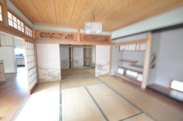 中古住宅（門司区黒川西）の和室|和室ならではの温かな和の空間で寛ぎの時間を過ごせます