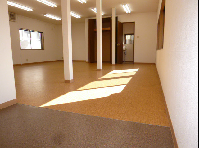 草津市東矢倉２丁目の店舗事務所の内装