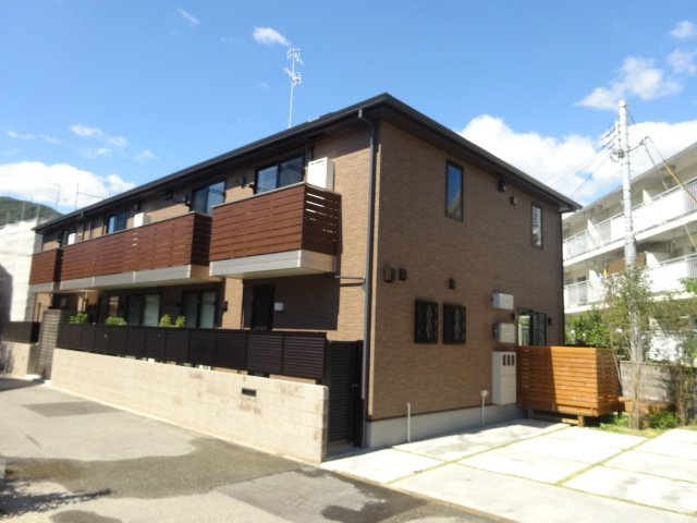 A,LUXS／エーリュクス