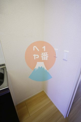 【内装】 | オーガスト螢 | 冷蔵庫置き場です。　※参考写真です。
