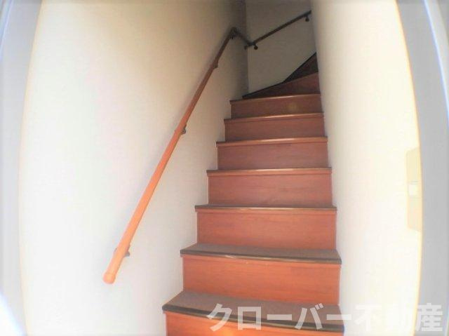 レオパレス金倉の玄関