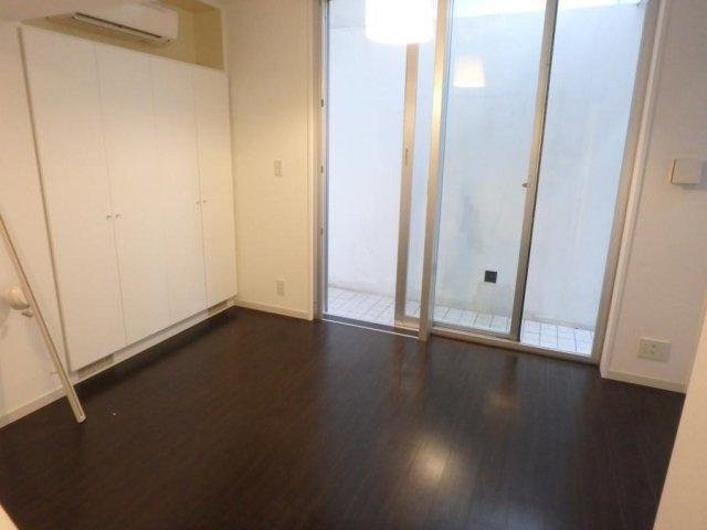 フィーノ渋谷の洋室|個人の部屋や寝室として使える洋室です