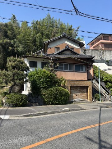 緑区大高町字小坂戸建の外観