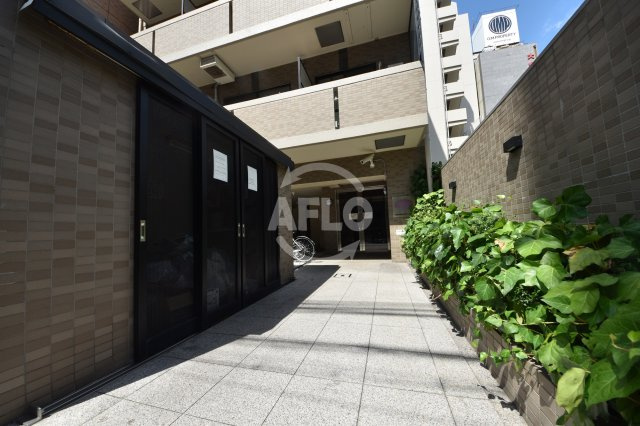 TATディナスティ西本町のエントランス| TATディナスティ西本町（タットディナスティ西本町）　エントランス