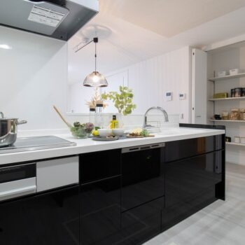 廿日市市大野字水口　新築一戸建て(全2棟)のキッチン