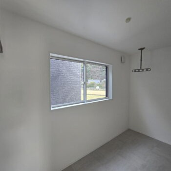 廿日市市大野字水口　新築一戸建て(全2棟)のランドリースペース