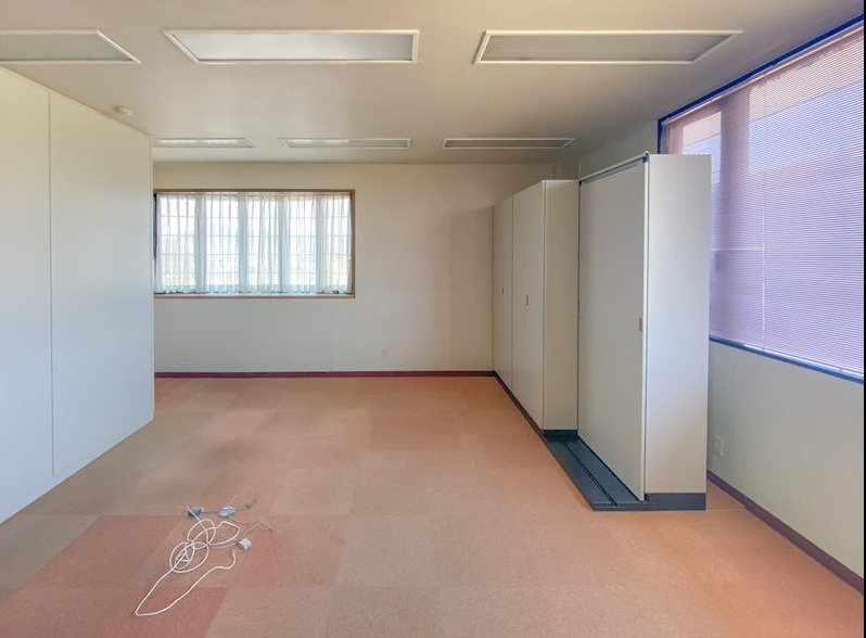 近江八幡市西庄町の店舗事務所の内装