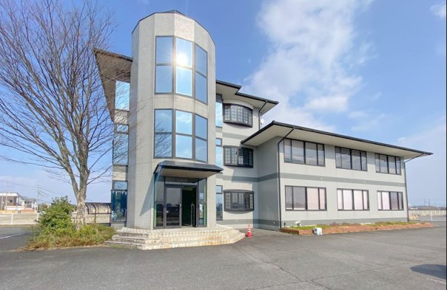 近江八幡市西庄町の店舗事務所