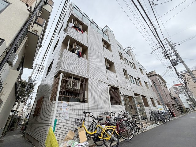 ラフィーネ新大阪の外観